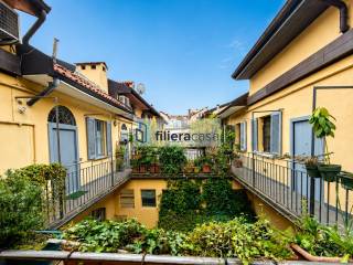 Bilocale via Novi 7, Solari, Milano