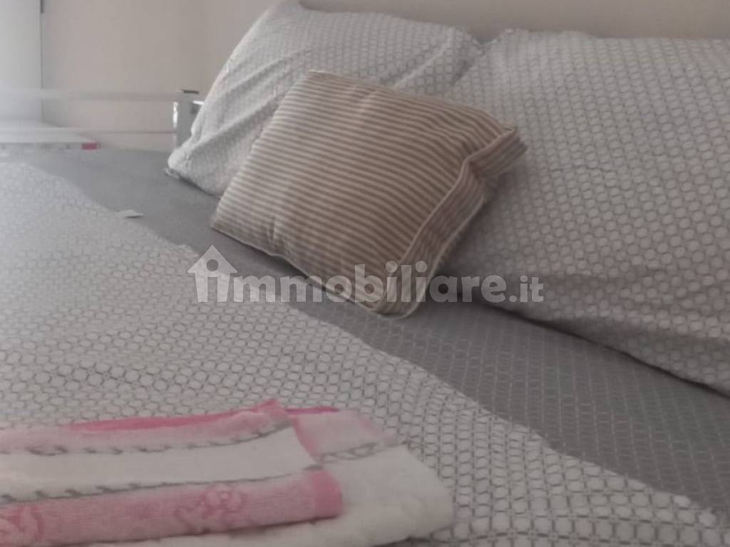 Stanze doppie e singole in Madonna di Campagna, foto 13 di 28