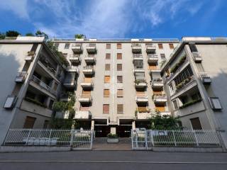 Trilocale via Cadolini 9, Lodi - Brenta, Milano