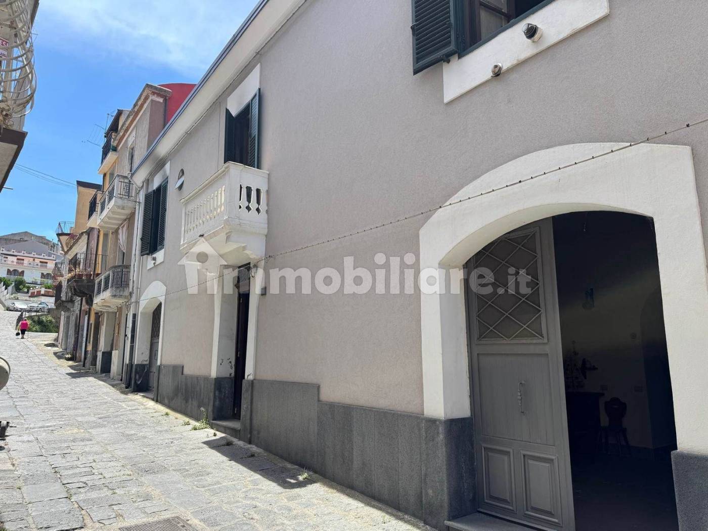 Casa indipendente in vendita a Francavilla di Sicilia