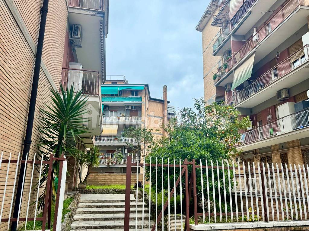 Bilocale via Giuseppe Donati, Casal Bruciato, Roma — foto 3