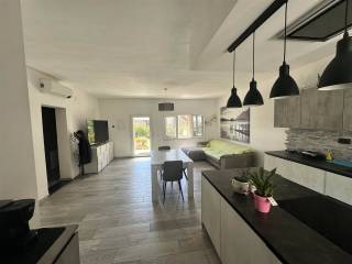 Salone
