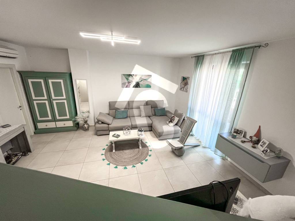 Salone