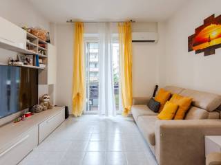 Bilocale ottimo stato, primo piano, Lodi - Brenta, Milano