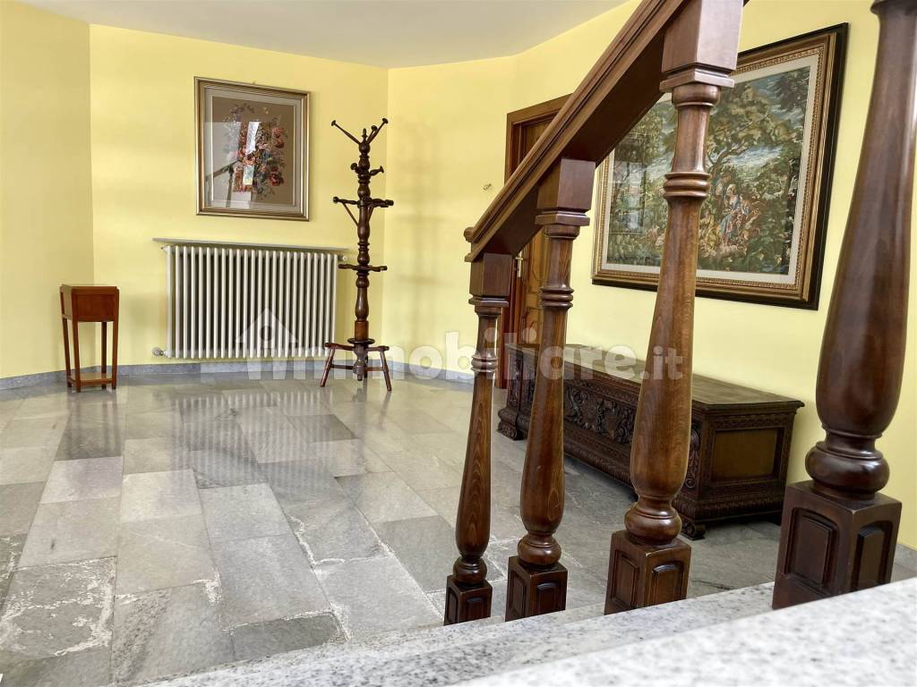 Salone