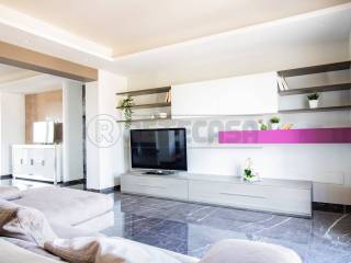 Salone