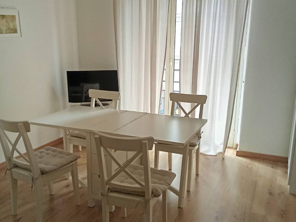 Rent Apartment Catania. 3-room flat in viale Jonio 11. Good condition ...