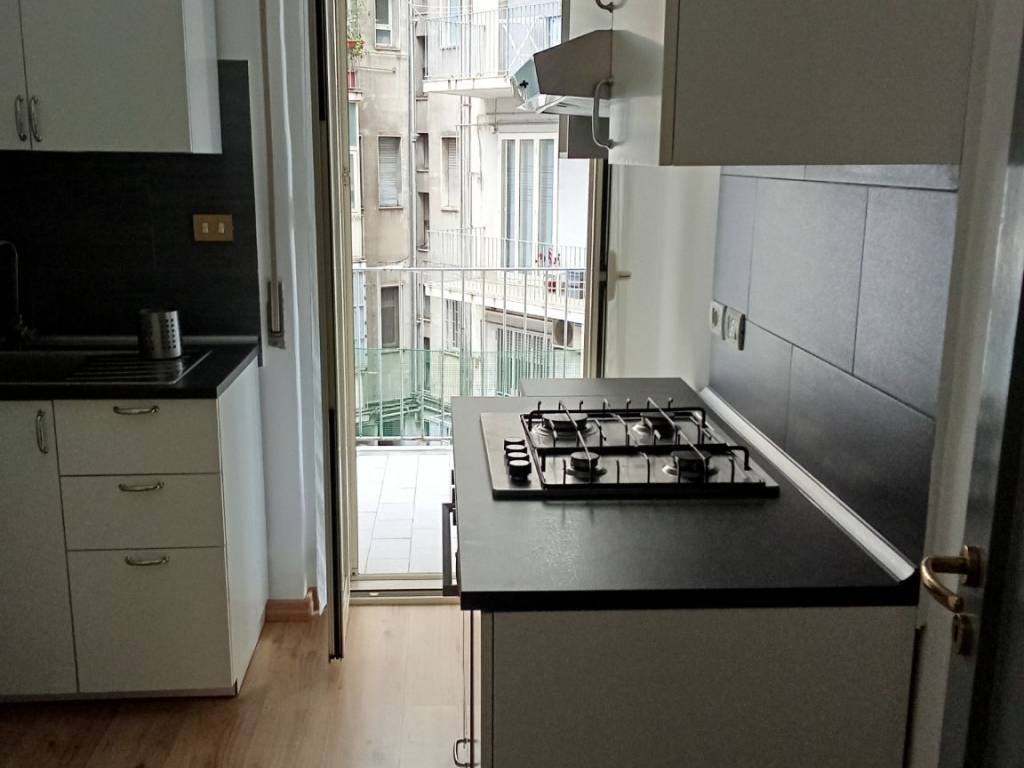 Rent Apartment Catania. 3-room flat in viale Jonio 11. Good condition ...