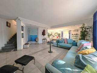 Salone