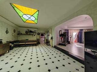 Salone