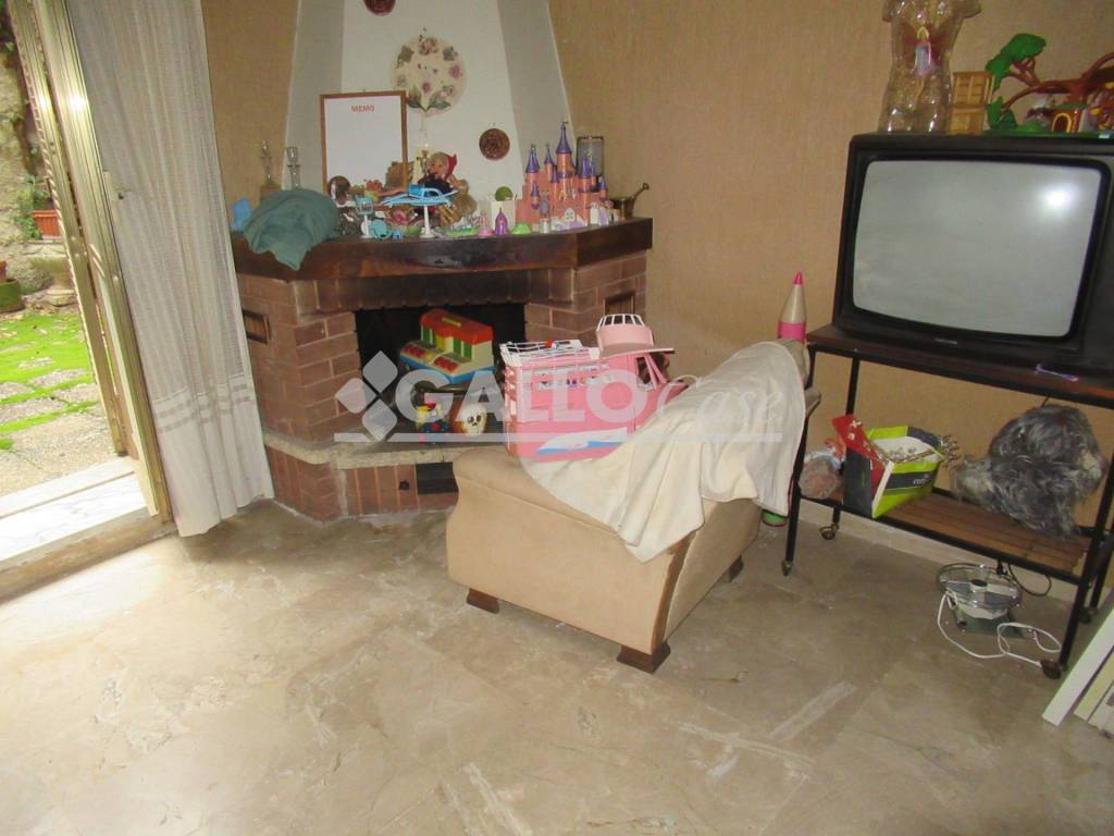 Salone