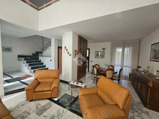 Salone
