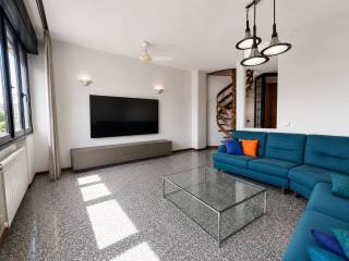 Salone