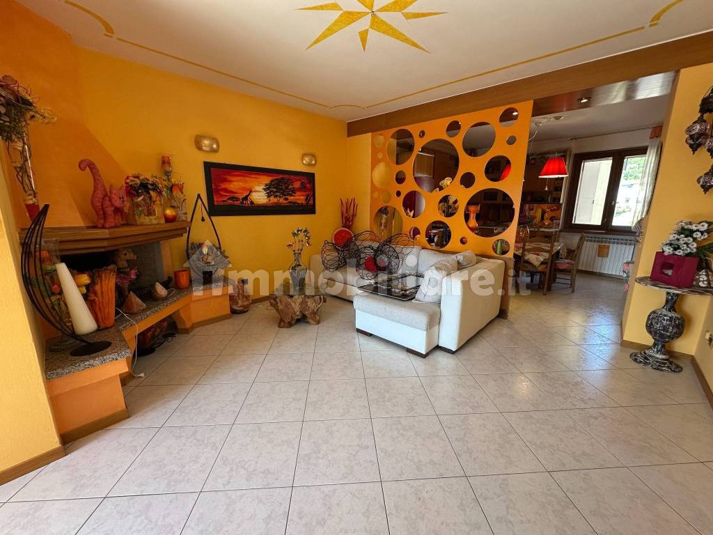 Salone