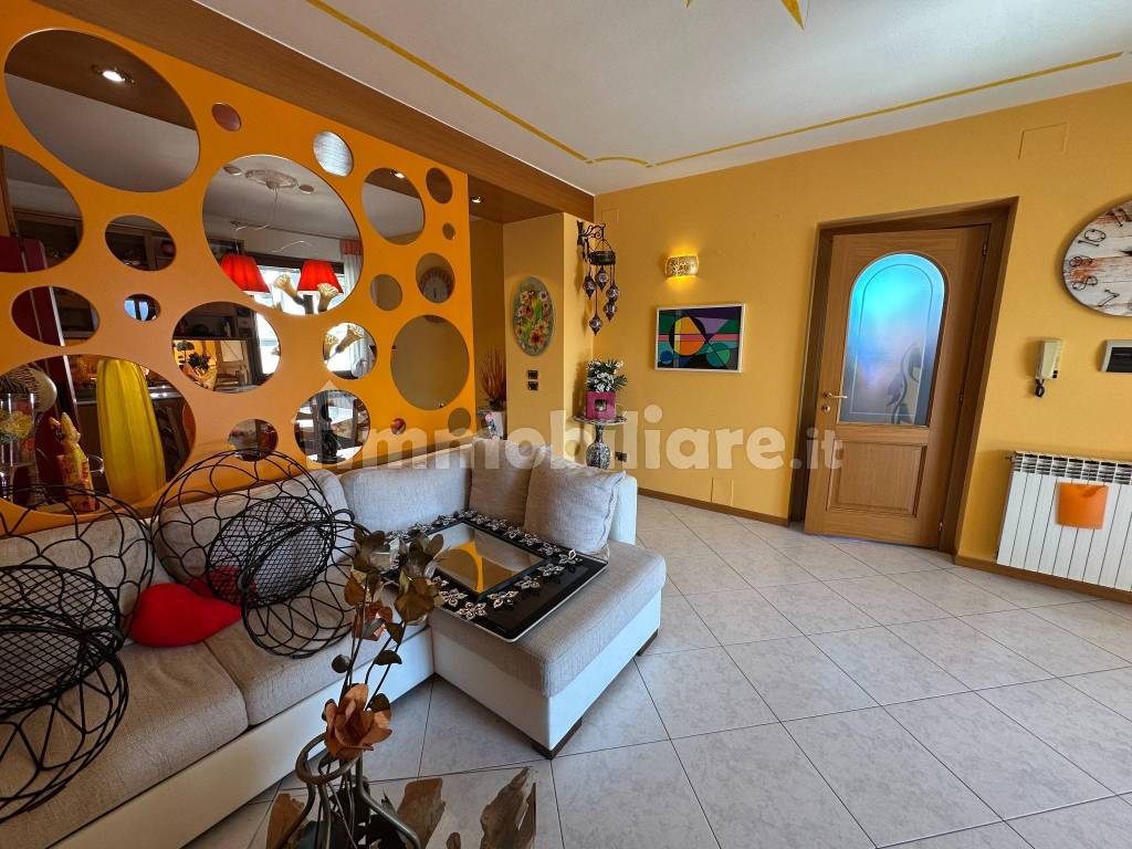 Salone