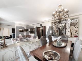Appartamento via Pergolesi 15, Buenos Aires, Milano