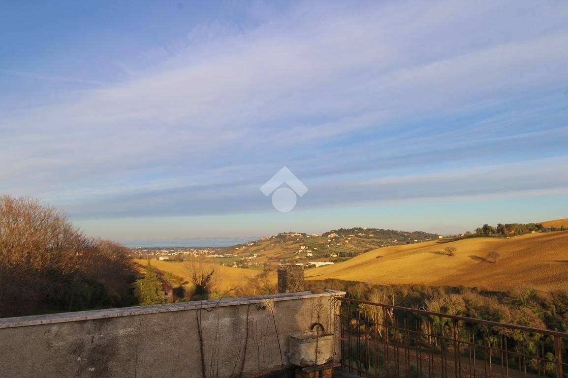 Rustico - Casale in vendita a Recanati