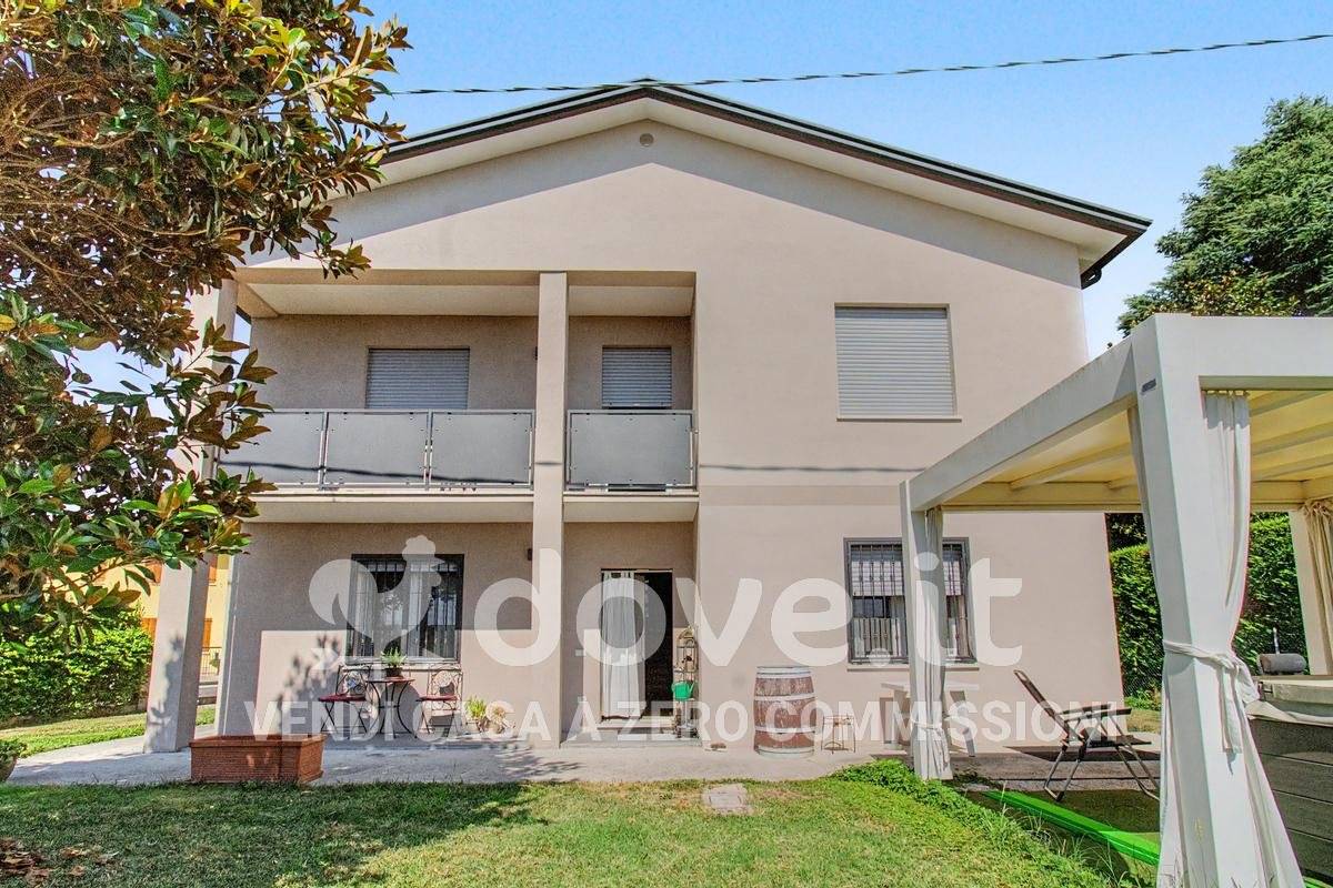 Villa in vendita a Mestrino