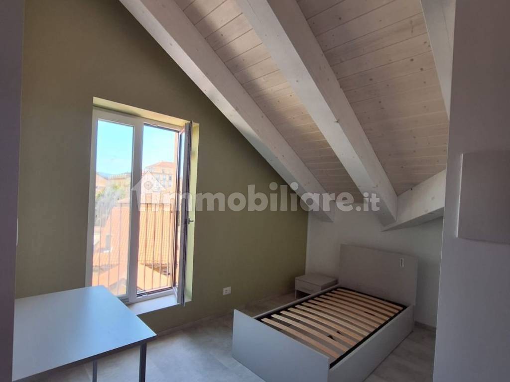 Stanza singola in San Donato, foto 3 di 6