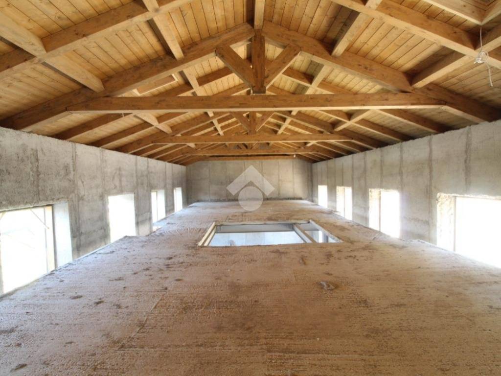 Stanza non arredata