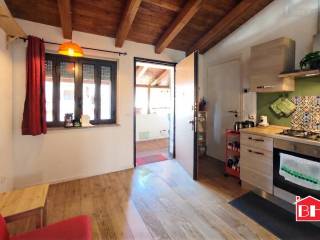 Bilocale via Padova 133, Cimiano, Milano
