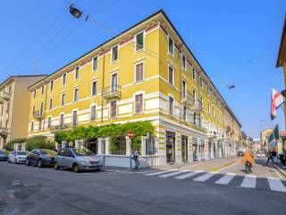 Bilocale via Pietro Custodi, Corso San Gottardo, Milano