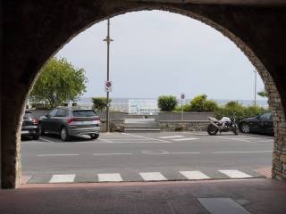 Zona