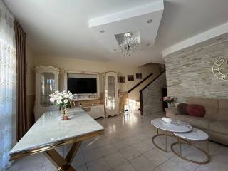 Salone