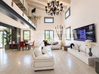 Salone