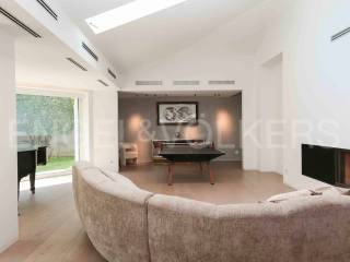 Salone