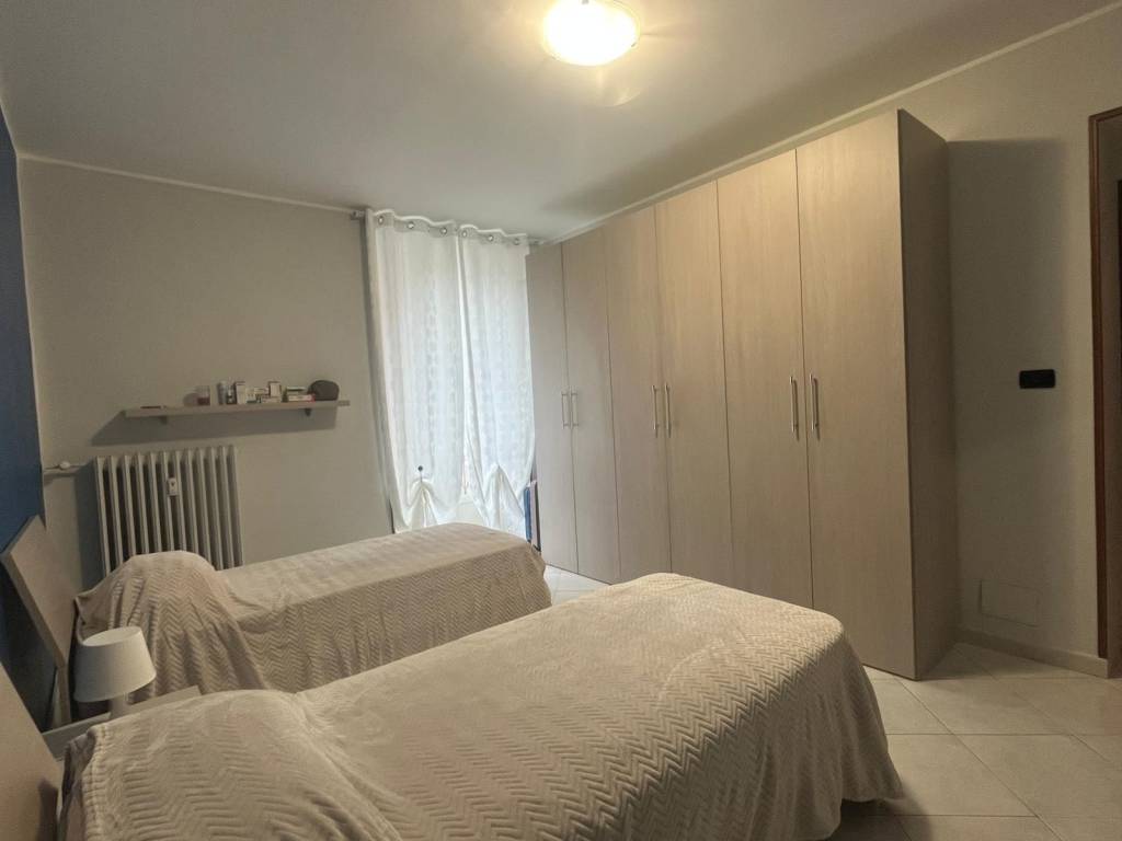 Posto letto in doppia in Vanchiglietta, foto 4 di 11