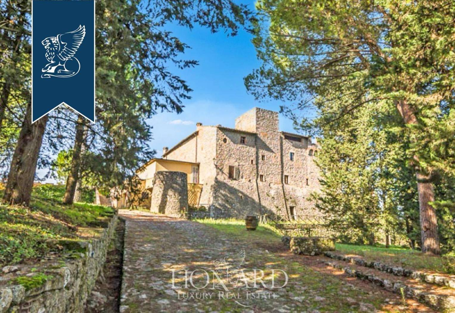 Palazzo - Edificio in vendita a Monteriggioni