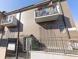 Trilocale via Pietro Magistretti, 9, Ponte Nuovo, Milano