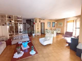 Salone