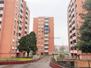 Trilocale via Federico De Roberto 5, Vialba, Milano