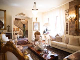 Salone