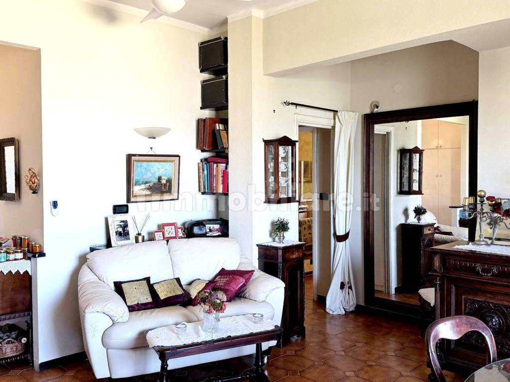 Salone