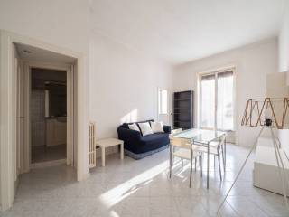 Bilocale via Antonio Cecchi 6, Washington, Milano