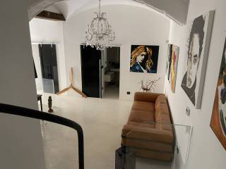 Salone