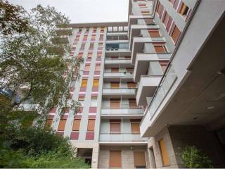 Appartamento via Anfossi , 19, Montenero, Milano