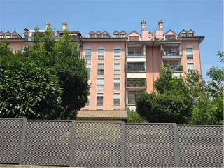 Trilocale via Comasina, 97, Comasina, Milano