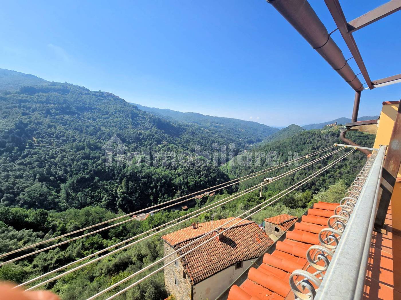 Casa indipendente in vendita a Pescia