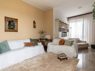 Quadrilocale viale Monza 355, Villa San Giovanni, Milano