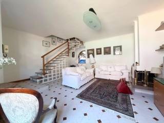 Salone