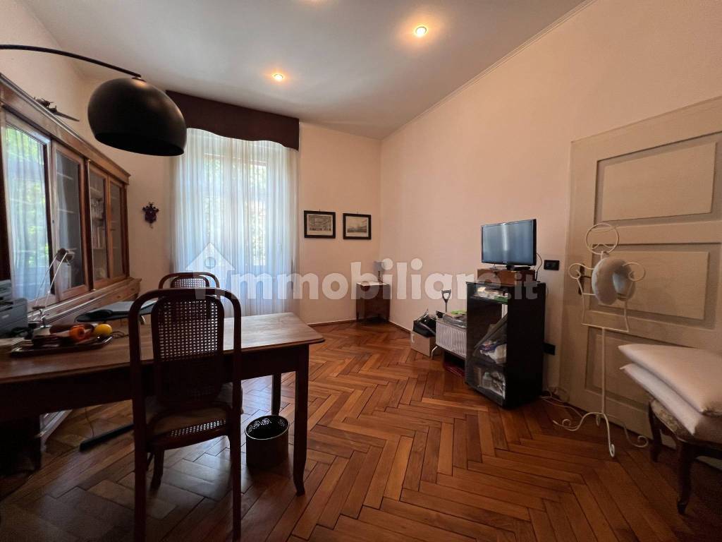 Salone
