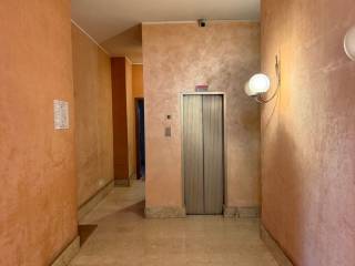 Bilocale via Giuseppe Frua 21/8, Frua, Milano