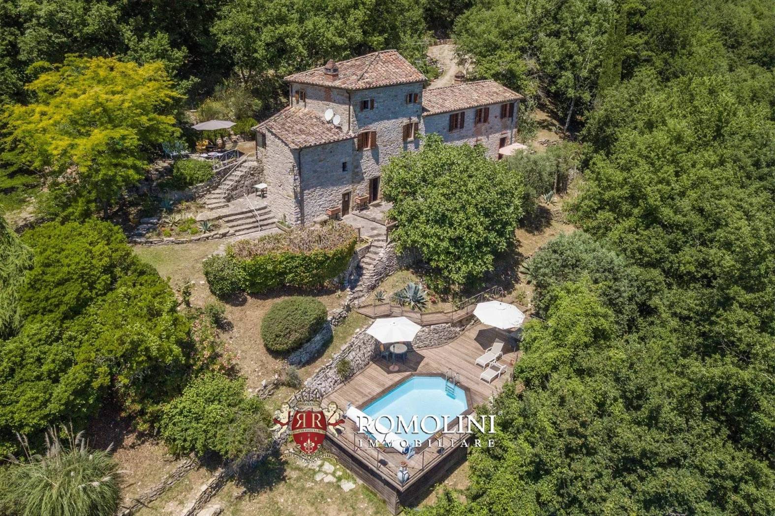 Casa indipendente in vendita a Cortona