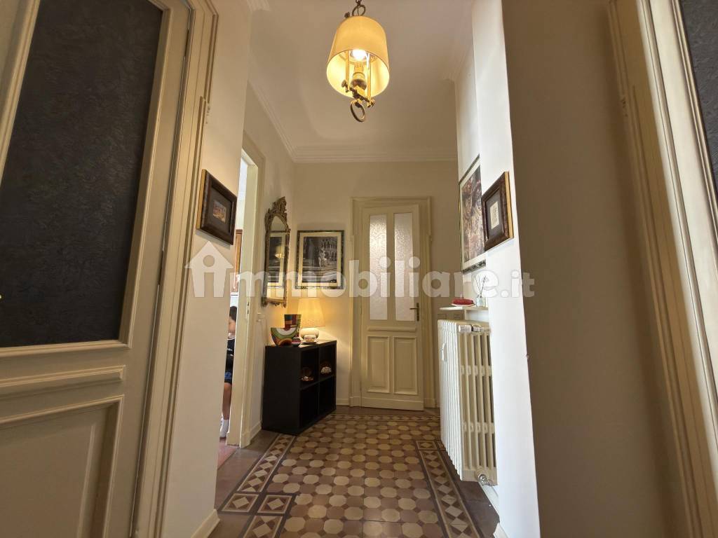3 stanze singole in Crocetta, foto 10 di 10