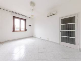 Bilocale via Carlo Bianconi 7, Vigentino - Fatima, Milano