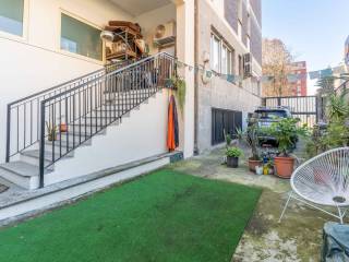 Trilocale via Spezia 33, Famagosta, Milano